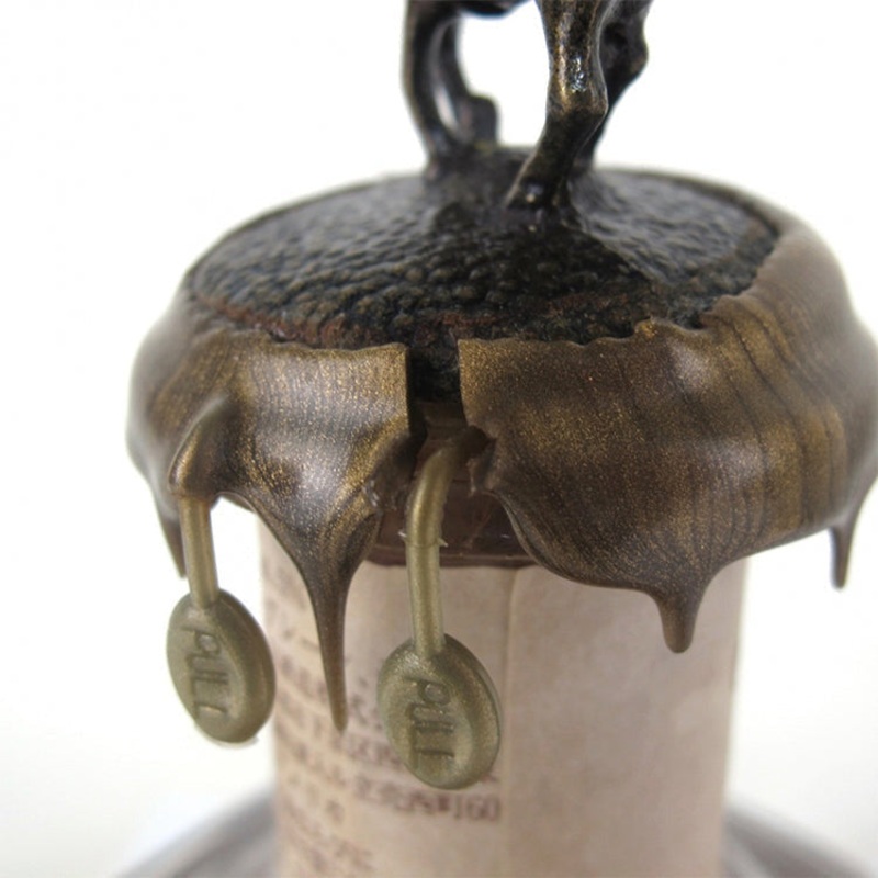 Blanton’s Original Single Barrel Bourbon 375ml Blooper Bottle – Broken Wax Seal (SEE DESCRIPTION)