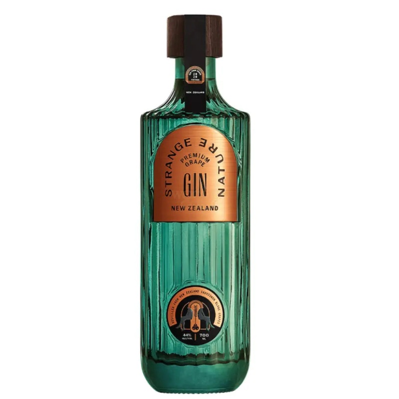 Strange Nature Gin Premium Grape New Zealand 700ml