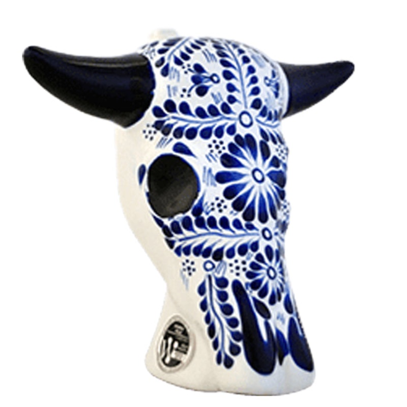 Los Azulejos Barebone Anejo Tequila