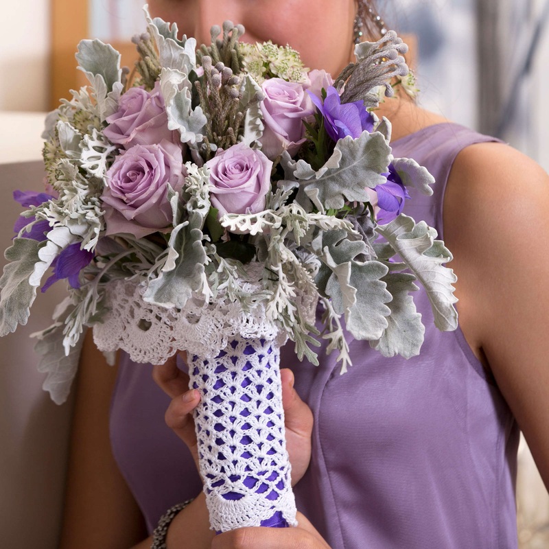 Aunt Lydia’s Crochet Bridal Bouquet Cozy