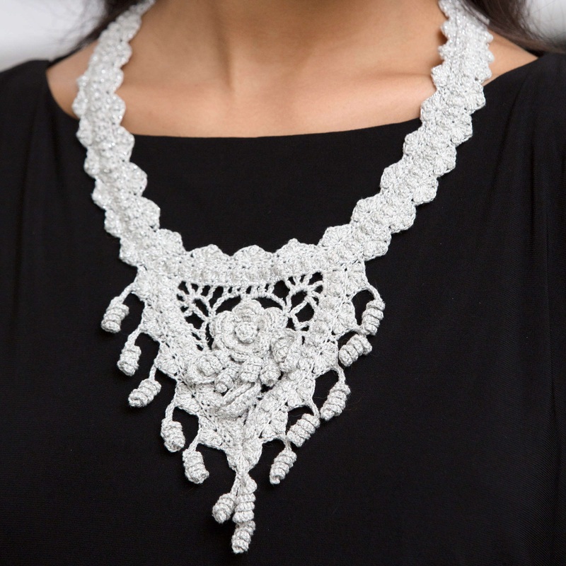 Aunt Lydia’s Crochet Rosalinda Necklace