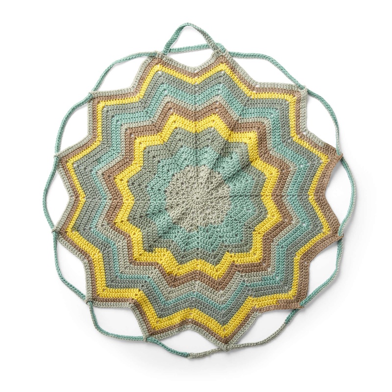 Bernat Convertible Crochet Blanket Bag