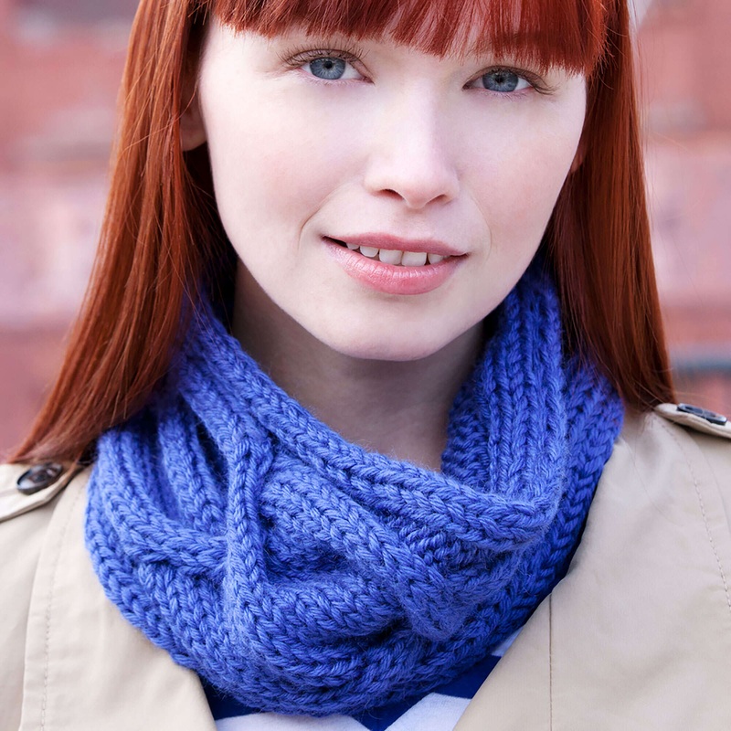 Red Heart Knit Big Cable Cowl|Single Size