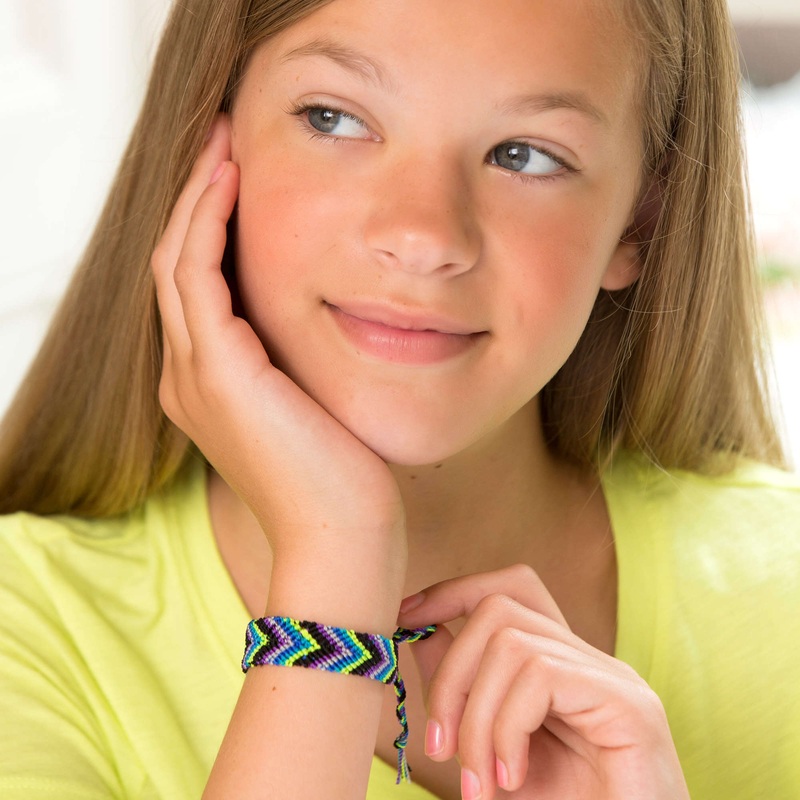 Red Heart Craft Chevron Stripe Bracelet