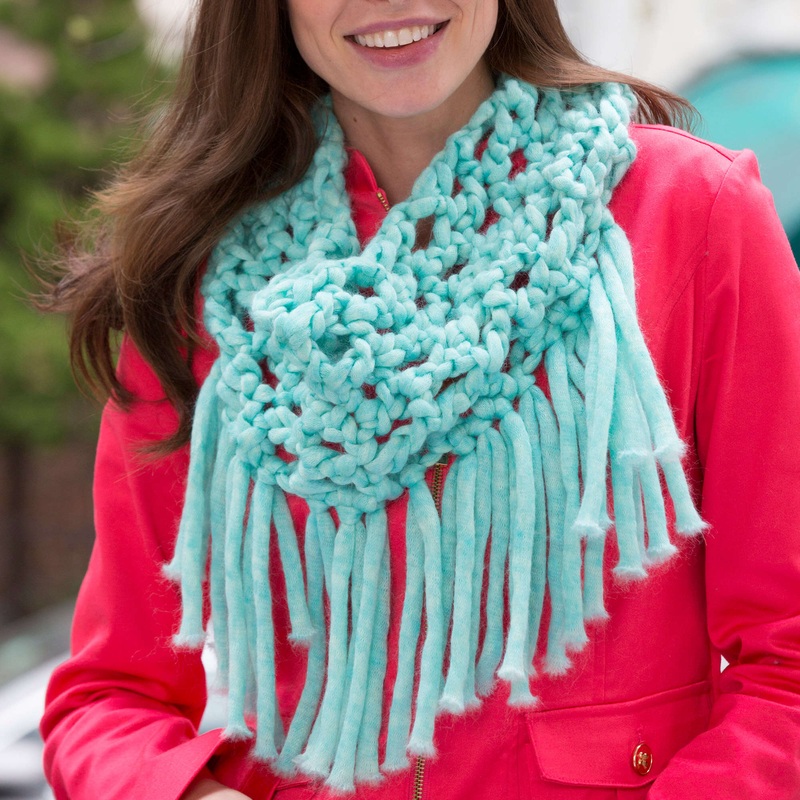 Red Heart Crochet Fabulous Fringe Cowl