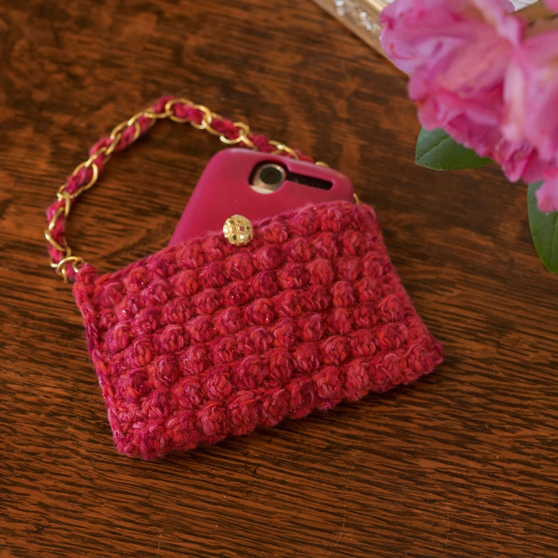 Red Heart Crochet Mobile Phone Baglet