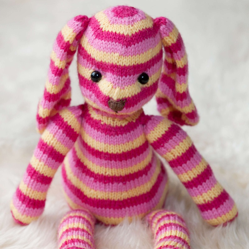Red Heart Knit Nummy Bunny|Single Size