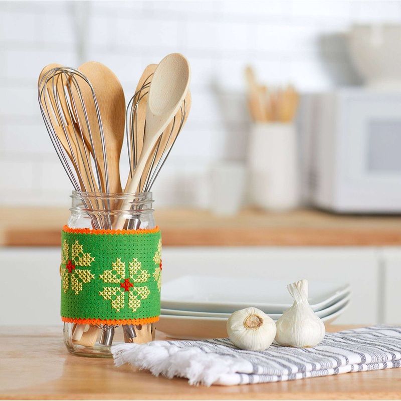 Anchor Embroidery Daisy Jar Cozy