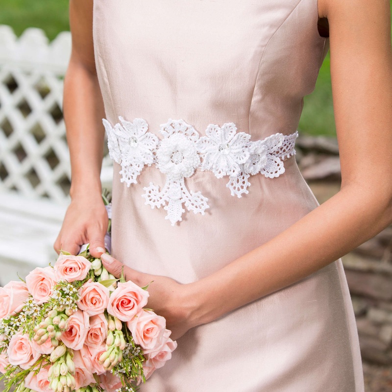 Aunt Lydia’s Crochet Stunning Bridal Belt