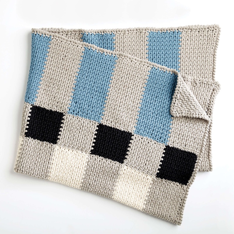 Bernat Big Plaid Crochet Blanket