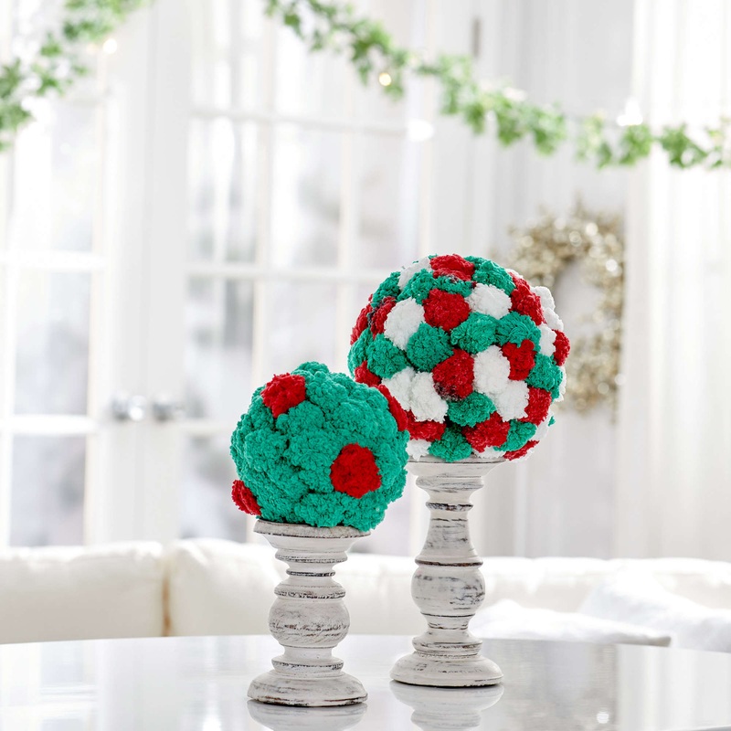 Red Heart Crafty Festive Christmas Balls