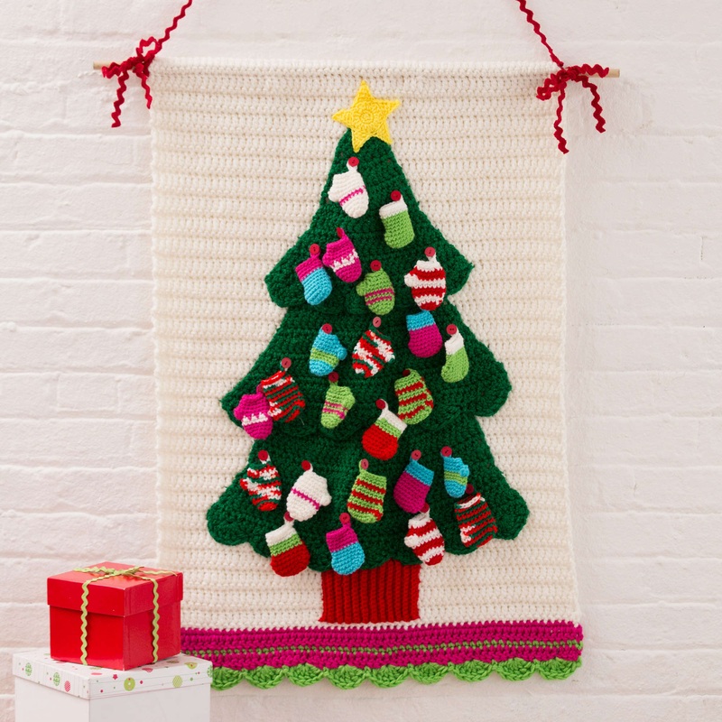 Red Heart Crochet Christmas Tree Wall Hanging