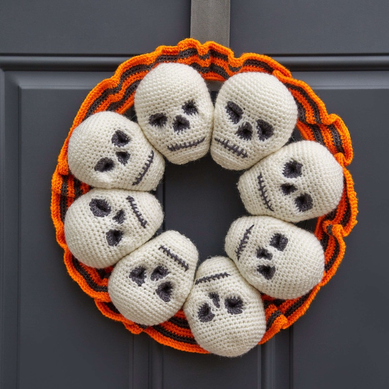 Red Heart Crochet Circle of Skulls Wreath