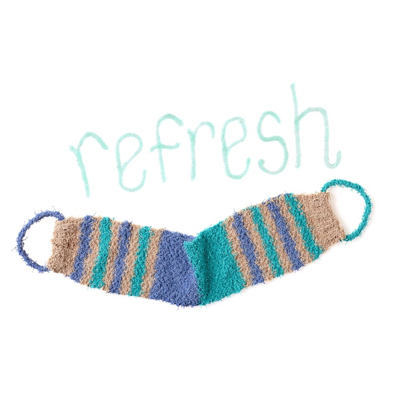 Red Heart Knit Color-Block Back Scrubber