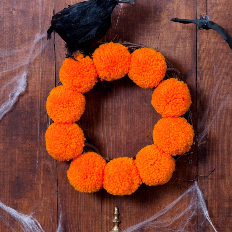 Red Heart Craft Halloween Wreath