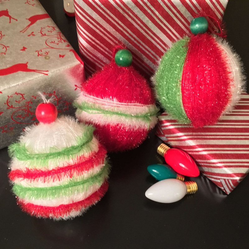 Red Heart Craft It’s a Wrap Ornaments