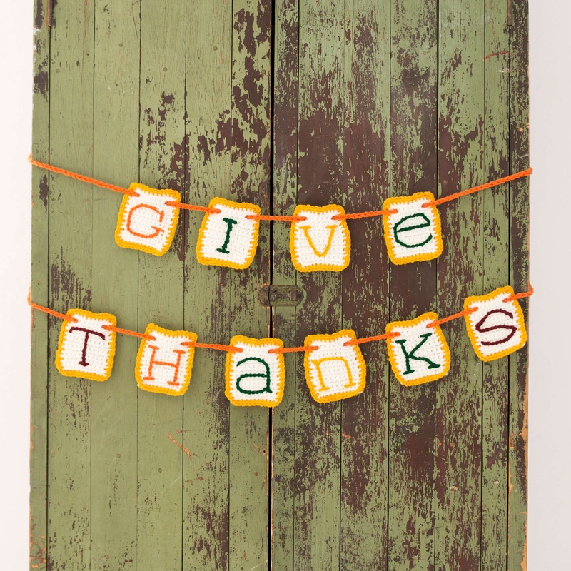 Red Heart Crochet Give Thanks Banner