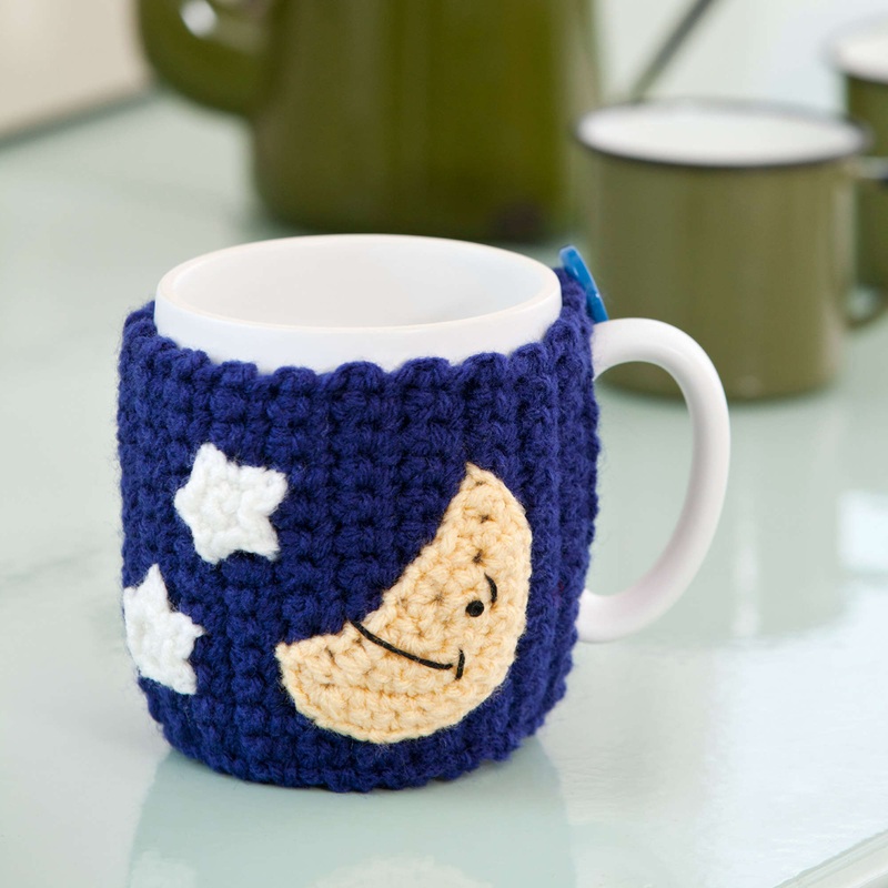 Red Heart Crochet Good Night Mug Hug