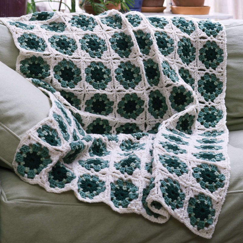 Red Heart Crochet Granny Motif Mania Throw