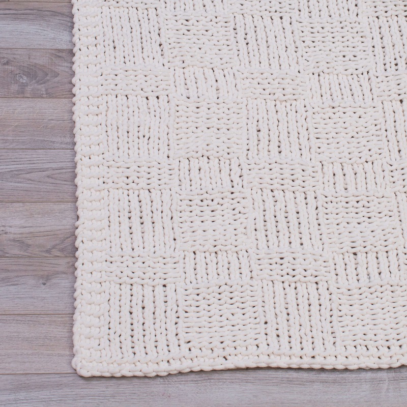 Red Heart Knit Heavenly Throw|Single Size