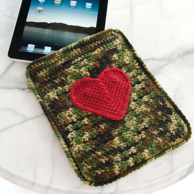 Red Heart Crochet Love My Ipad Case