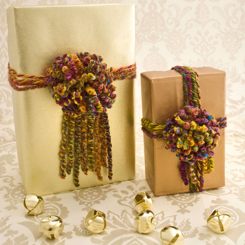 Red Heart Craft Pompom Gift Wrap