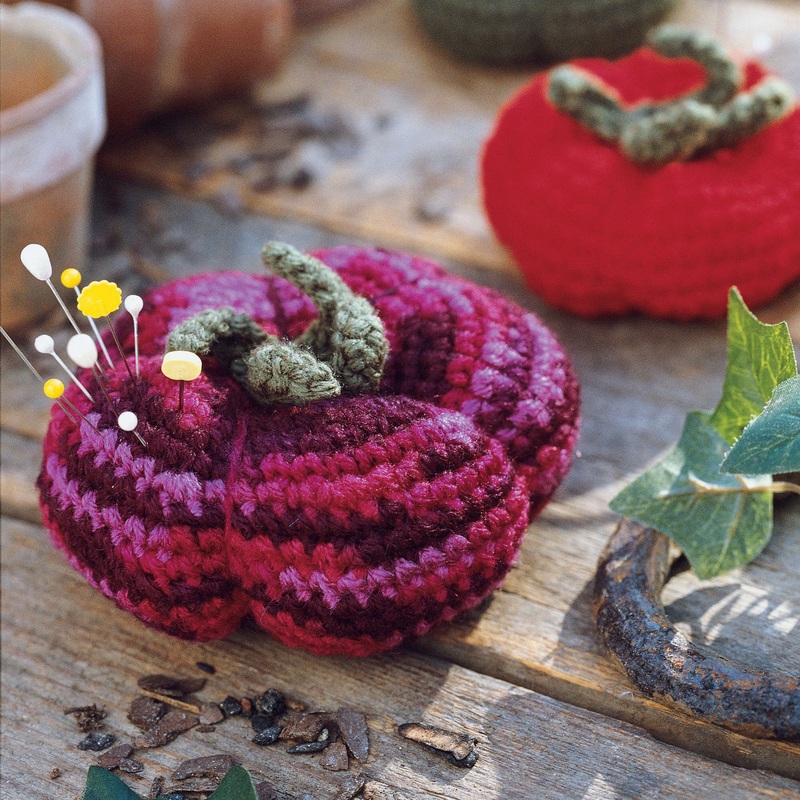 Red Heart Crochet Pin Keeper|Large Tomato|Small Tomato