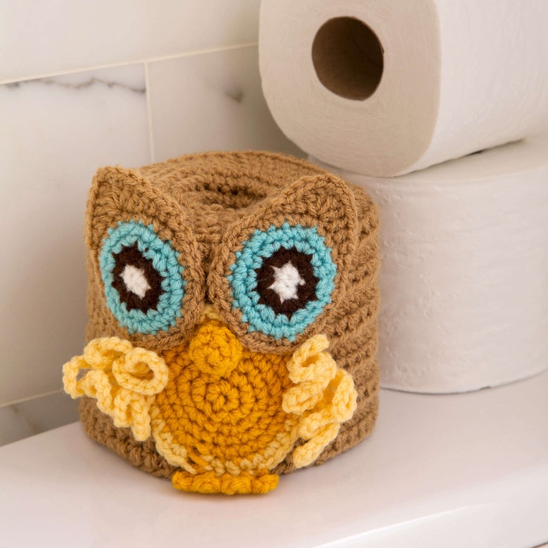 Red Heart Crochet Retro Owl Toilet Roll Cover