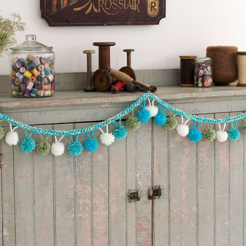 Red Heart Pompom Garland|Single Size