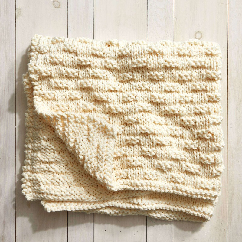 Stitch Club Woven Look Knit Blanket + Tutorial