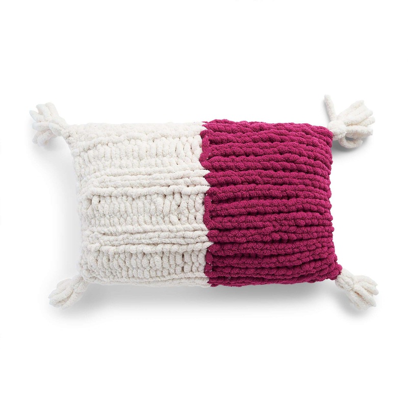 Bernat Big Cuddle Knit Pillow|Single Size