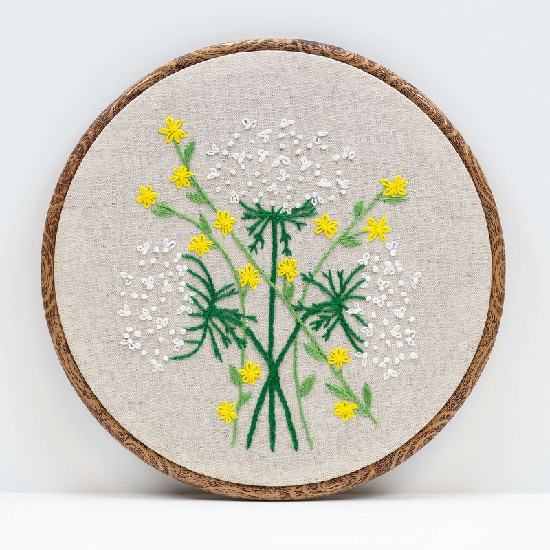 Anchor Queen Anne’s Lace Embroidery Design