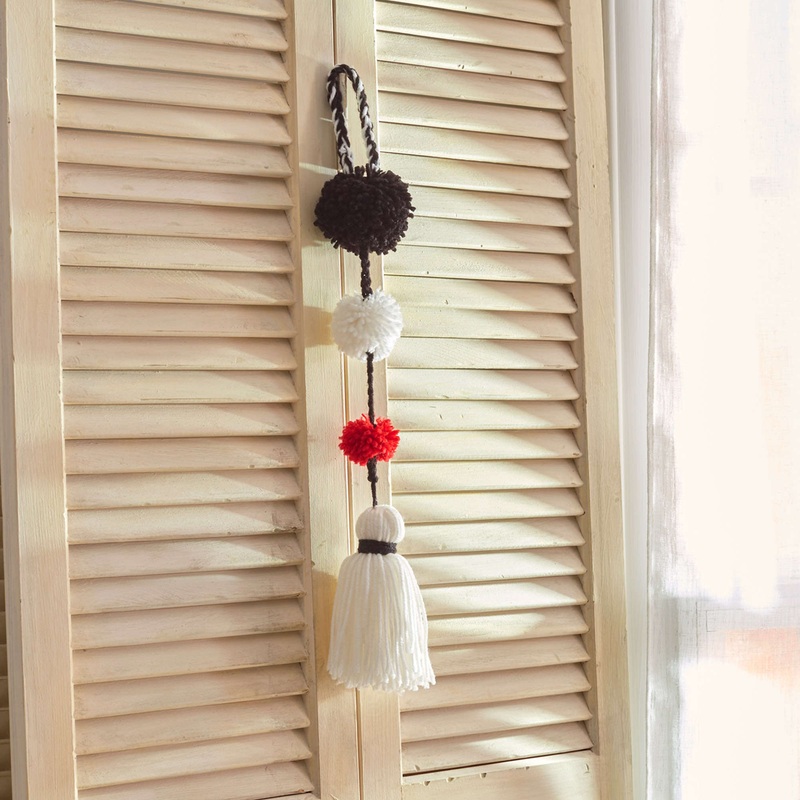 Red Heart Craft Everyday Ornament