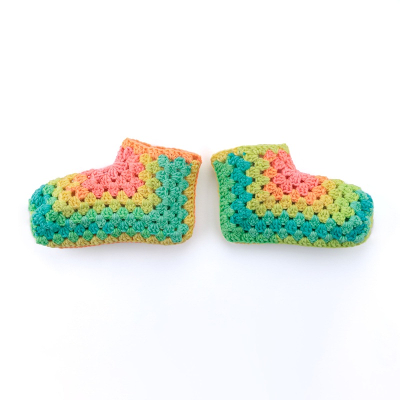 Red Heart Hexi-Magic Crochet Slippers