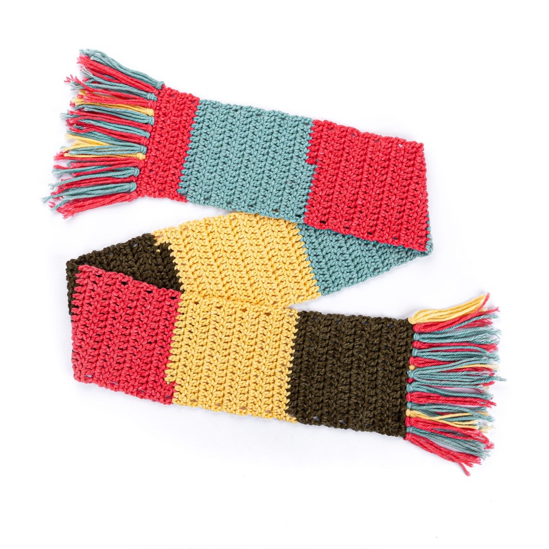 Red Heart Super Beginner Crochet Scarf