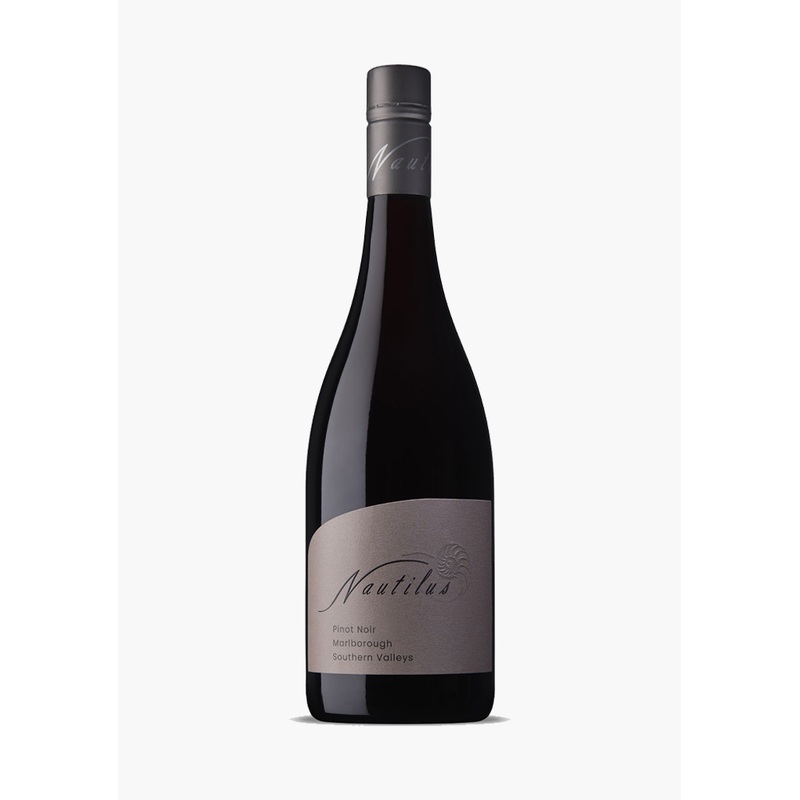Nautilus Pinot Noir 2019|New Zealand|750ML|2019